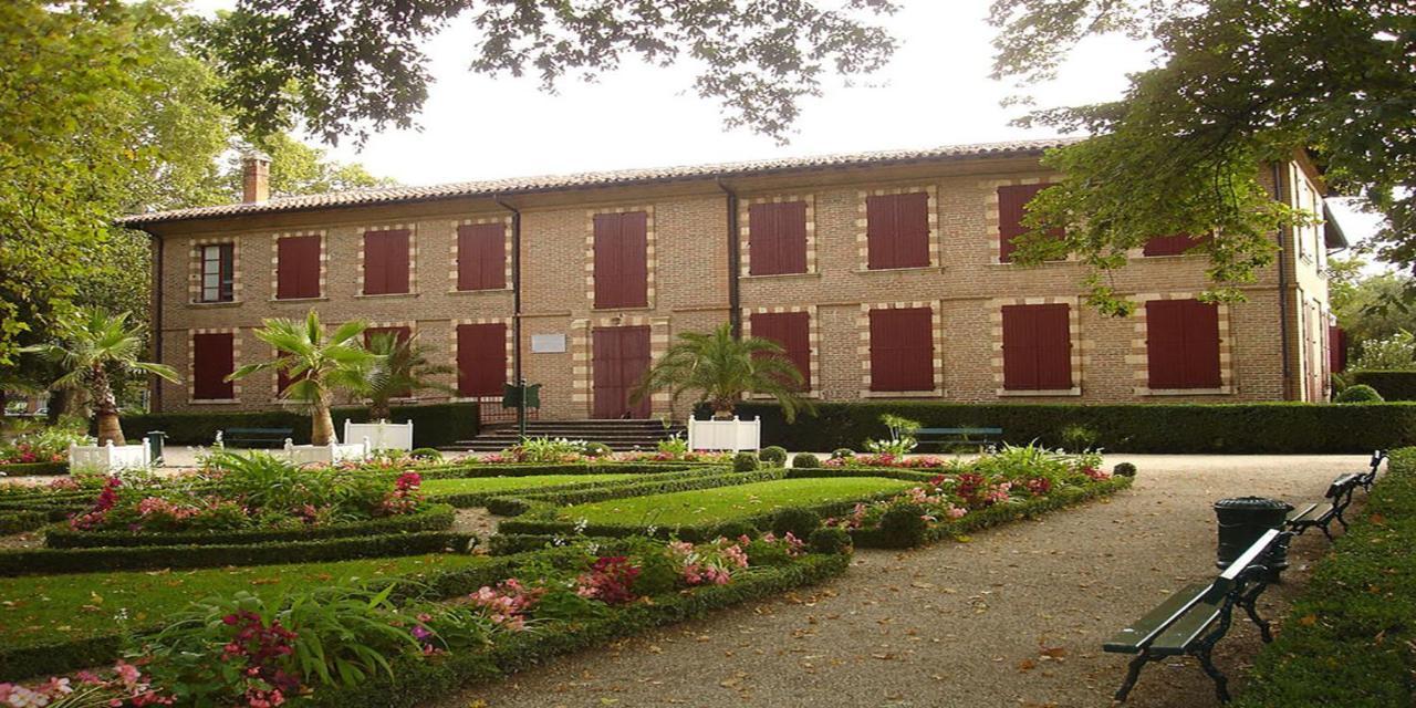 Appart Hotel Albi Zewnętrze zdjęcie